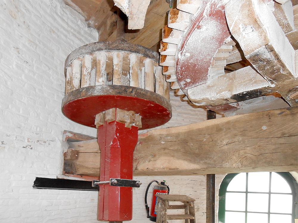 15, Molen 01872 De Jager (Oud-Vossemeer), Frank Moerland (25-7-2015) | Database Nederlandse molens