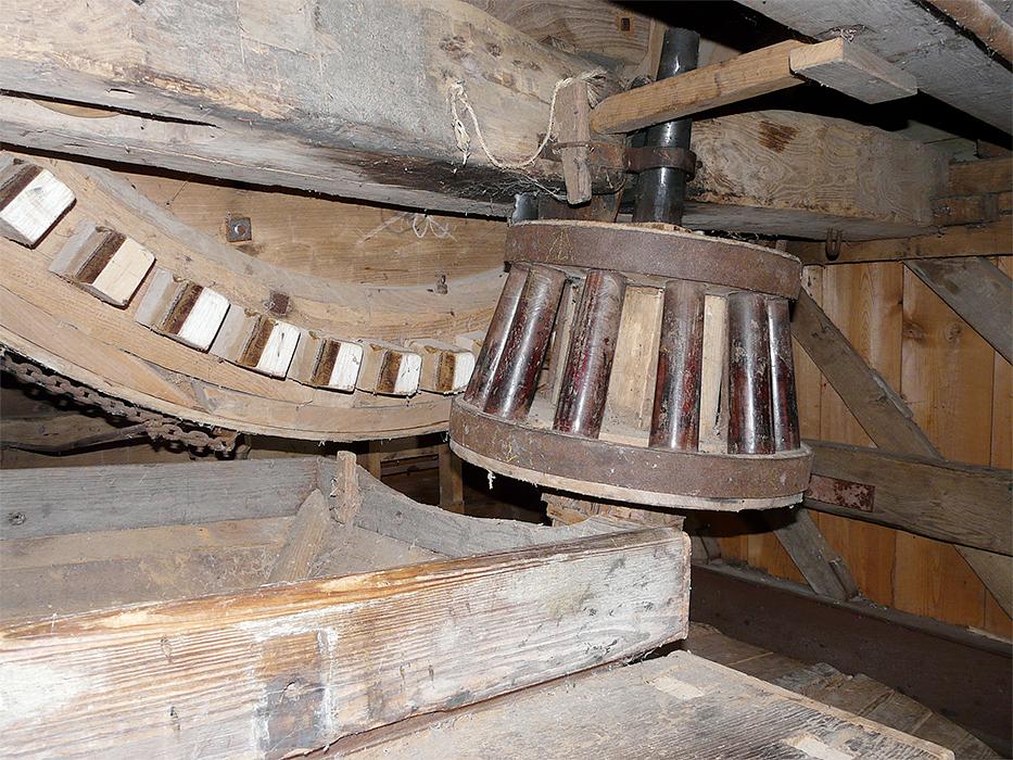 9, Molen 01673 (Naamloos) (Retranchement), Fien van Reeven-Rodoe (6-9-2014) | Database Nederlandse molens