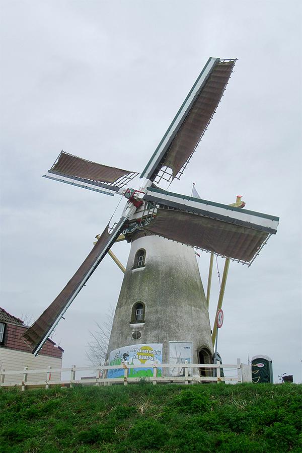 Molen 01885 De Dankbaarheid (Herkingen), Frank Moerland (2-4-2018) | Database Nederlandse molens