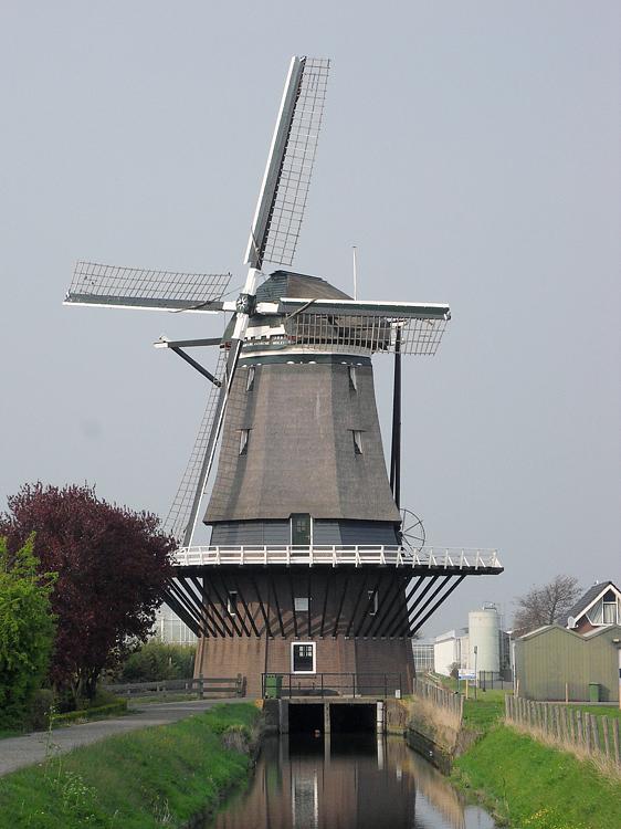 2, Molen 02772 De Nieuwlandse Molen (Hoek van Holland), Jan Puts (2-4-2014). | Database Nederlandse molens