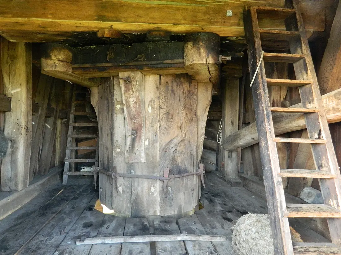 12, Molen 00834 Oudendijkse Molen (Hoornaar), Vincent Mepschen (8-10-2022) | Database Nederlandse molens