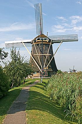 Molen 01509 De Hoge Molen (Nieuw-Lekkerland), Ton Koorevaar (20-8-2009). | Database Nederlandse molens