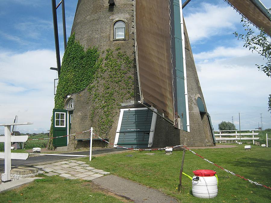 6, Molen 01514 bis Nederwaard Molen No.3 (Kinderdijk), Abel van Loenen (27-7-2013). | Database Nederlandse molens