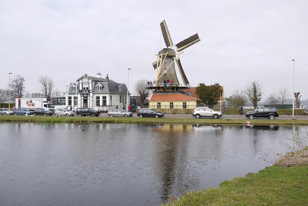 3, Molen 01760 De Lelie (Rotterdam), Matthieu Hoogduin (10-4-2010) | Database Nederlandse molens