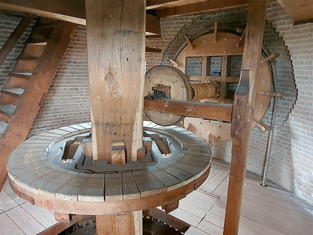 16, Molen 10681 Onverwacht / Schelvenaer (Krimpen aan den IJssel), Pieter Zuijkerbuijk (10-6-2020) | Database Nederlandse molens