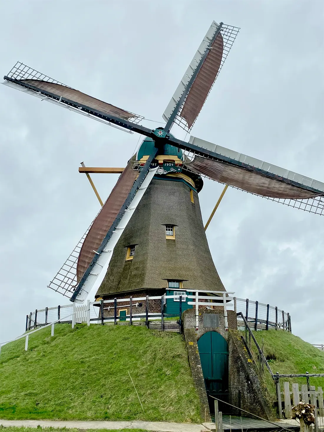 Molen 00056 Vrouwgeestmolen (Alphen aan den Rijn), Bjorn Jannink (3-2-2023) | Database Nederlandse molens