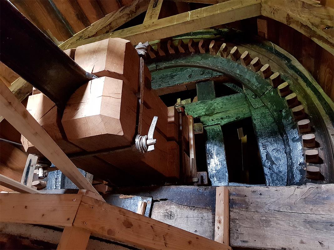 12, Molen 02564 Wingerdse Molen (Bleskensgraaf), Pieter Zuijkerbuijk (5-10-2019) | Database Nederlandse molens