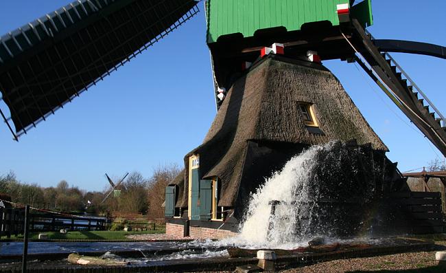 4, Molen 00839 Oostmolen (Gorinchem), Bram Verzijl (1-12-2007) | Database Nederlandse molens
