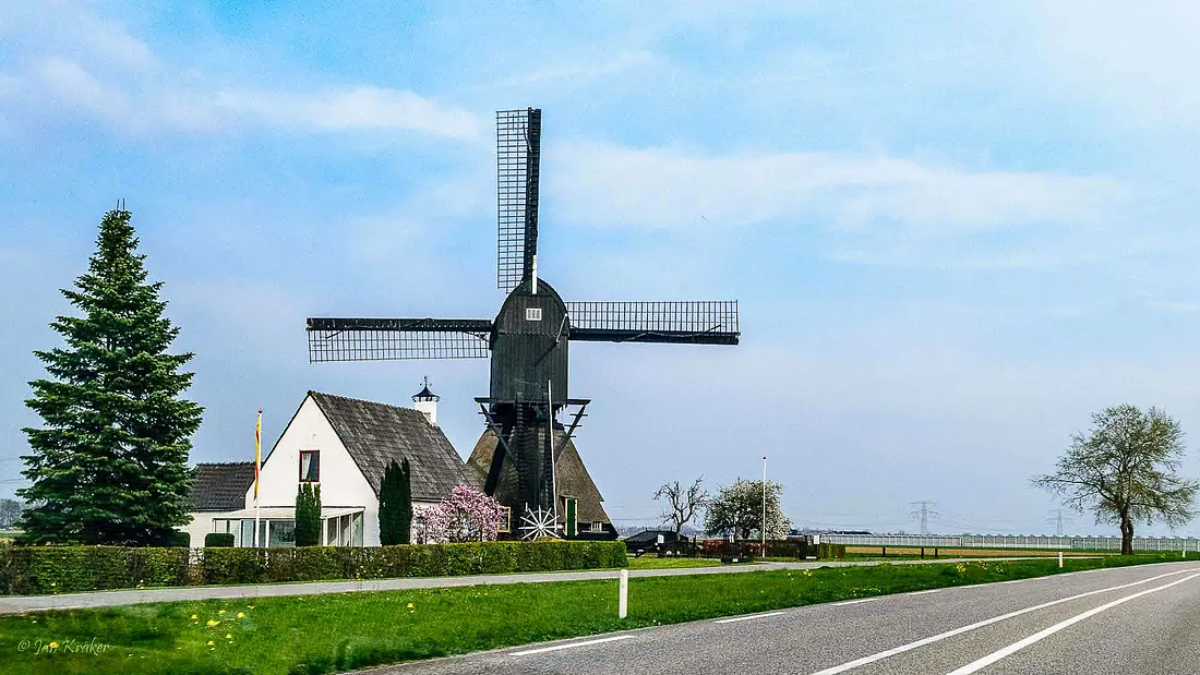 3, Molen 01982 Oostmolen (Mijnsheerenland),  Jan Kraker (6-4-2019) | Database Nederlandse molens