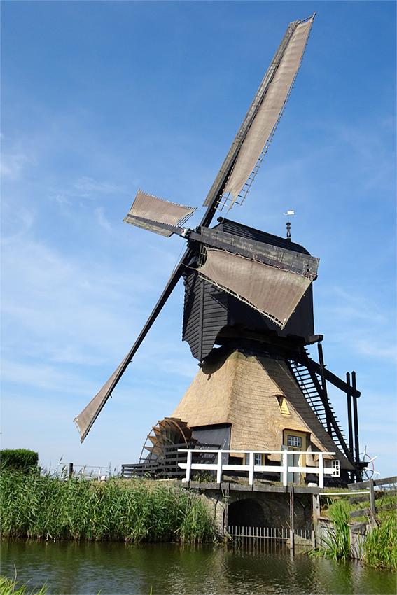Molen 02541 De Middelmolen (Molenaarsgraaf), Louis Maas (6-8-2018) | Database Nederlandse molens