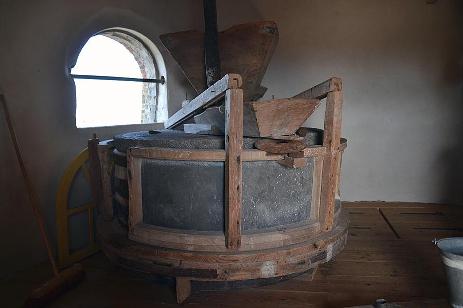 8, Molen 01527 De Vier Winden (Monster), Rob Pols (1-4-2013) | Database Nederlandse molens