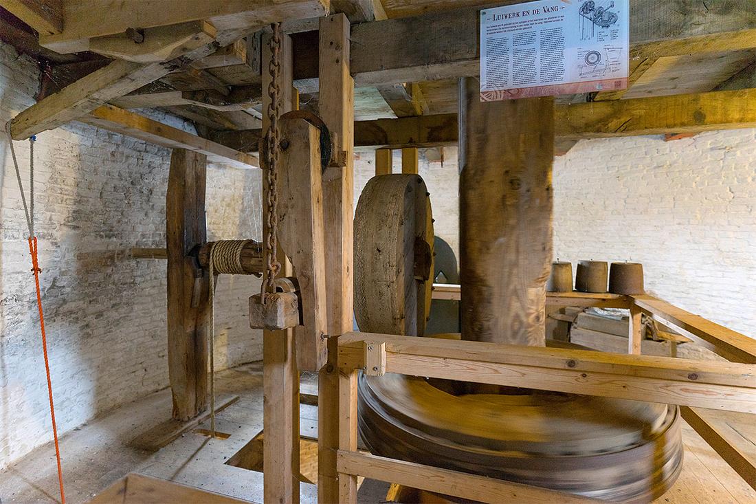 14, Molen 01896 d'Oranjeboom (Nieuwe-Tonge), Marcel van Nies (2-3-2019) | Database Nederlandse molens