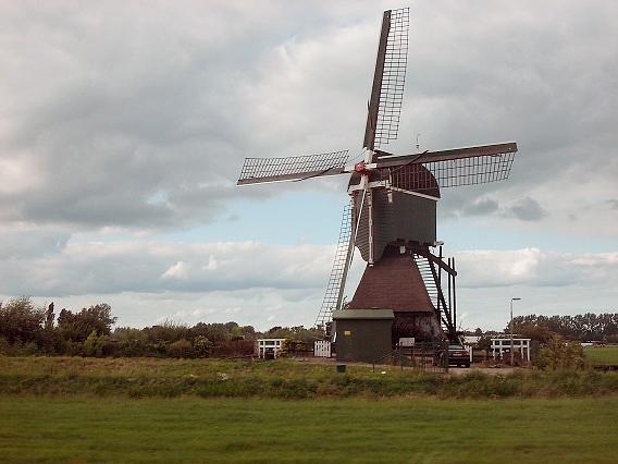 4, Molen 00832 Boterslootse Molen (Noordeloos), William Bouter (10-8-2013). | Database Nederlandse molens