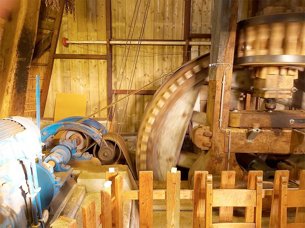 9, Molen 00994 Hogeveensemolen (Noordwijkerhout), Tony Hop (27-10-2019) | Database Nederlandse molens