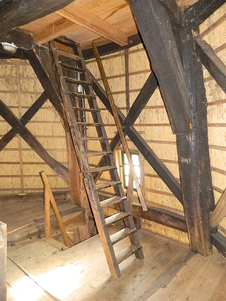 11, Molen 00994 Hogeveensemolen (Noordwijkerhout), Vincent Mepschen (24-10-2021)Achtkant | Database Nederlandse molens