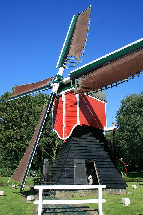 Molen 01783 Oudenhofmolen (Oegstgeest), Joram Wijling (9-9-2012). | Database Nederlandse molens