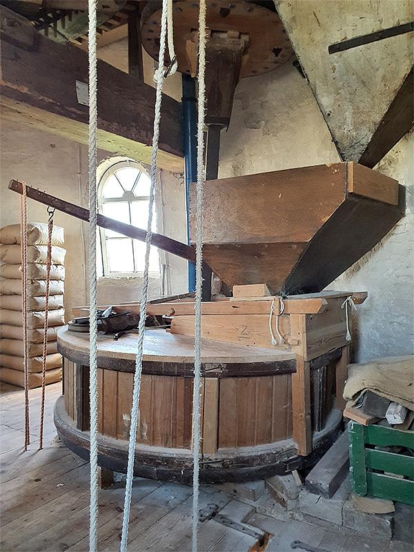 13, Molen 02565 De Hoop (Oud-Alblas), Pieter Zuijkerbuijk (27-12-2019) | Database Nederlandse molens