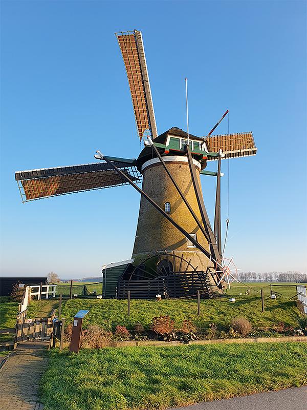 2, Molen 02566 De Peilmolen (Oud-Alblas), Pieter Zuijkerbuijk (27-12-2019) | Database Nederlandse molens