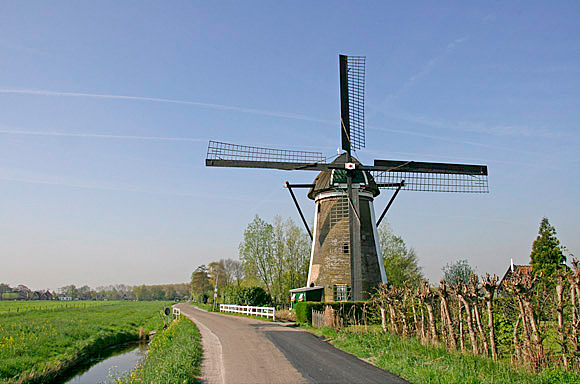1, Molen 02567 Kooijwijkse Molen (Oud-Alblas), Ton Koorevaar (27-4-2010) | Database Nederlandse molens