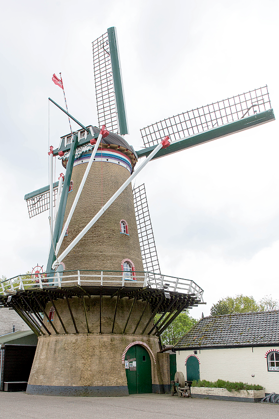 2, Molen 01898 De Zwaan (Ouddorp), Frank Hendriks (14-5-2017) | Database Nederlandse molens