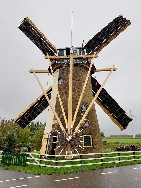 2, Molen 03605 Simonia (Piershil), Pieter Zuijkerbuijk (12-10-2019) | Database Nederlandse molens