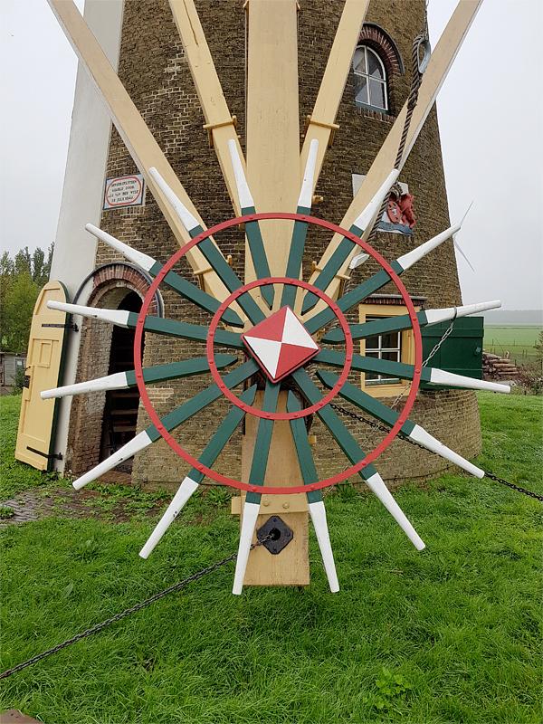 6, Molen 03605 Simonia (Piershil), Pieter Zuijkerbuijk (12-10-2019) | Database Nederlandse molens