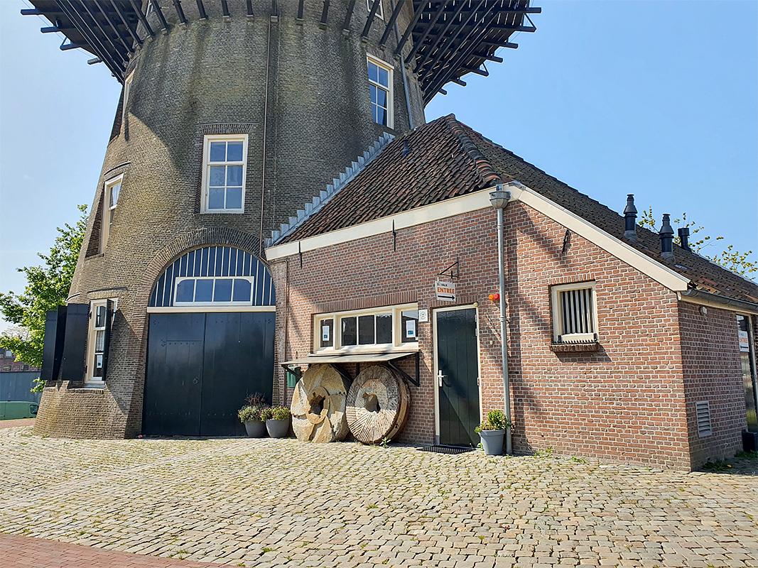 4, Molen 00069 De Valk (Leiden), Pieter Zuijkerbuijk (8-5-2020) | Database Nederlandse molens