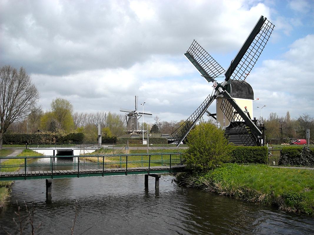 2, Molen 00992 Maredijkmolen / De Maredijker (Leiden), Charles Stokman (15-4-2012) | Database Nederlandse molens