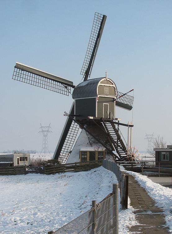 2, Molen 02488 Achthovense Molen (Leiderdorp), Piet Glasbergen (25-1-2013) | Database Nederlandse molens