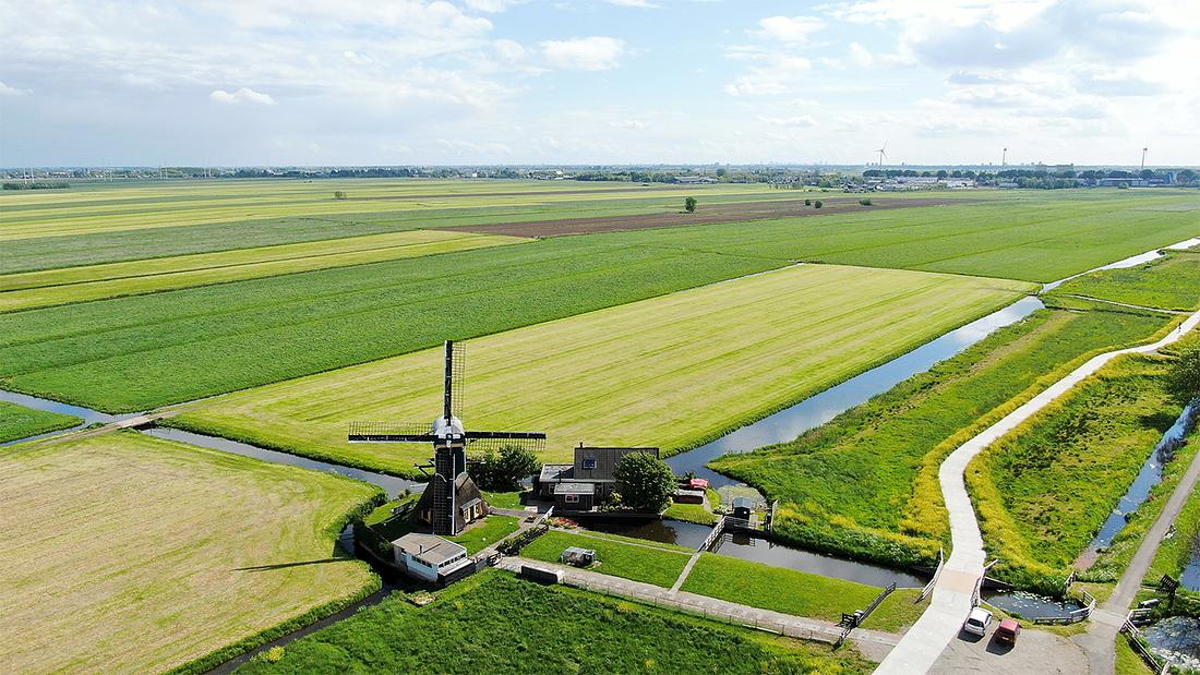 4, Molen 02488 Achthovense Molen (Leiderdorp), Wim Koree (10-5-2019) | Database Nederlandse molens