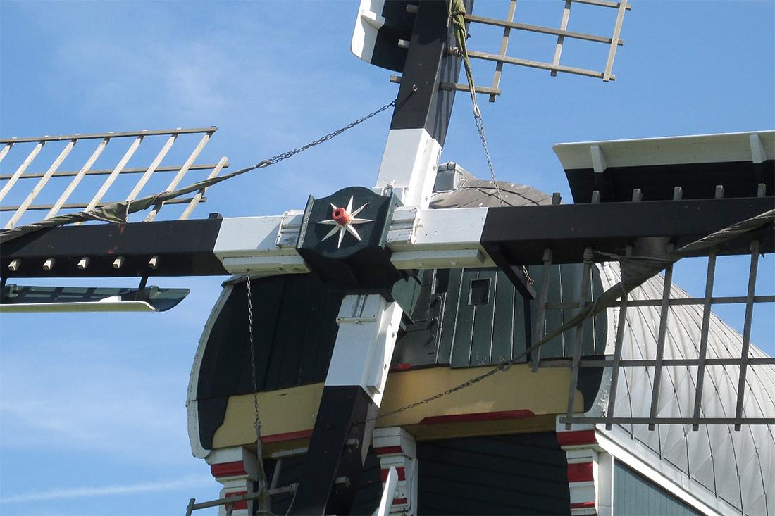 5, Molen 02488 Achthovense Molen (Leiderdorp), Piet Glasbergen (6-8-2015) | Database Nederlandse molens