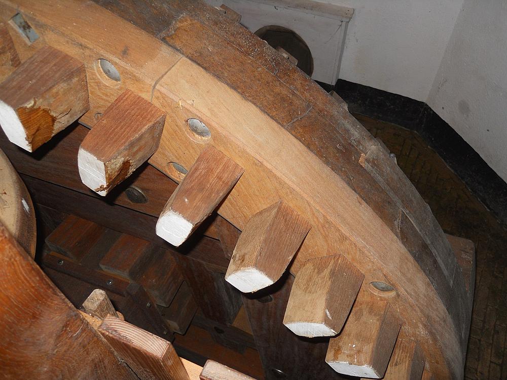 13, Molen 02487 Doeshofmolen (Leiderdorp), Rob Simons (28-10-2012). | Database Nederlandse molens