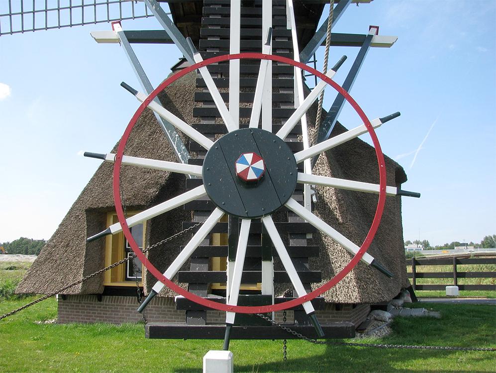 8, Molen 12360 Munnikkenmolen (Leiderdorp), Piet Glasbergen (5-8-2015) | Database Nederlandse molens