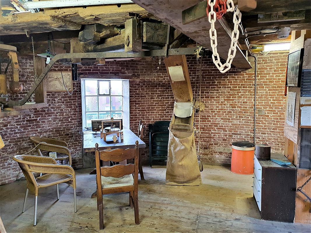 6, Molen 01533 De Hoop (Maassluis), Pieter Zuijkerbuijk (18-12-2019) | Database Nederlandse molens