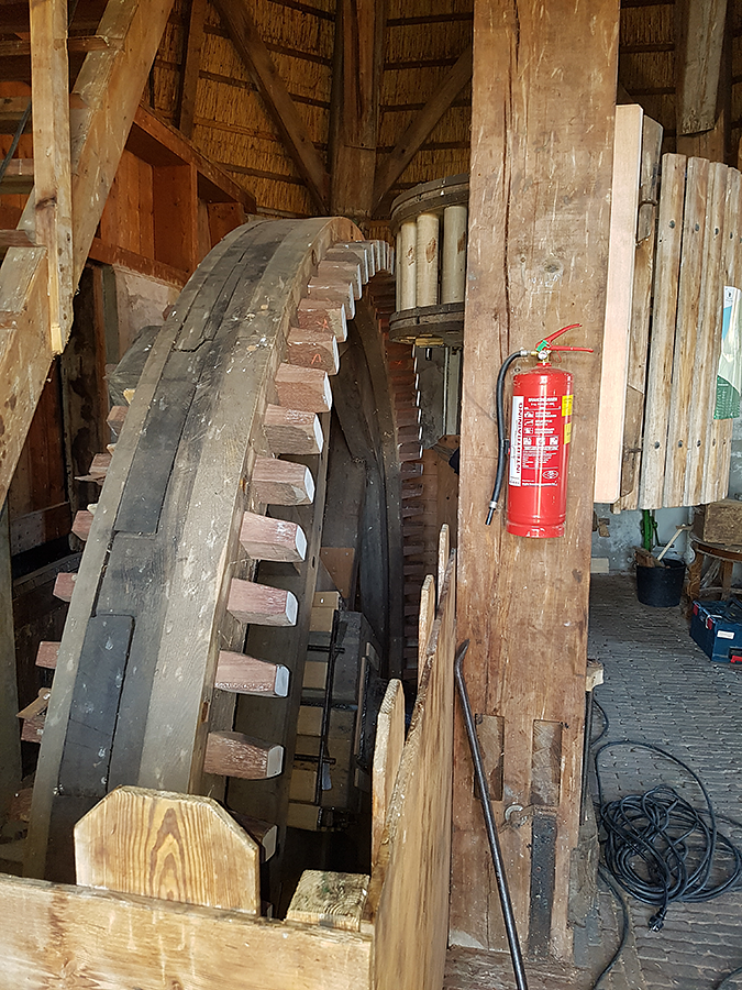 13, Molen 12198 De Broekdijk (of: De Broekdijkmolen) (Warmond), Ton Engelbart (18-4-2018) | Database Nederlandse molens