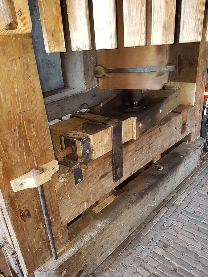 14, Molen 12198 De Broekdijk (of: De Broekdijkmolen) (Warmond), Ton Engelbart (21-4-2018) | Database Nederlandse molens