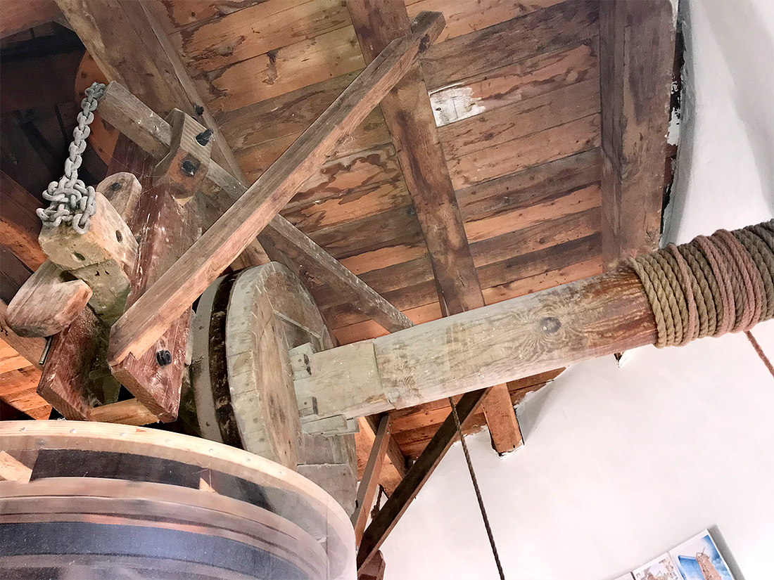 13, Molen 01544 Windlust (Wateringen), Toby de Kok (17-2-2018)Het sleepluiwerk. | Database Nederlandse molens