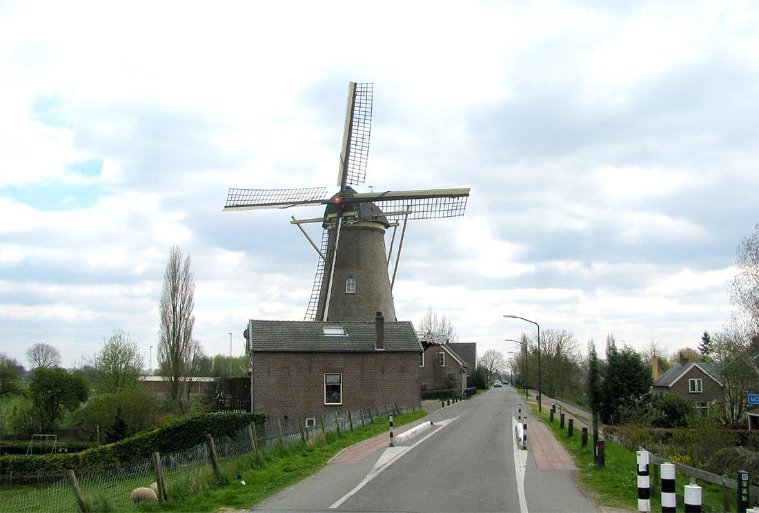 3, Molen 01181 De Twee Gebroeders (Wijk en Aalburg), Piet Glasbergen (8-4-2012) | Database Nederlandse molens