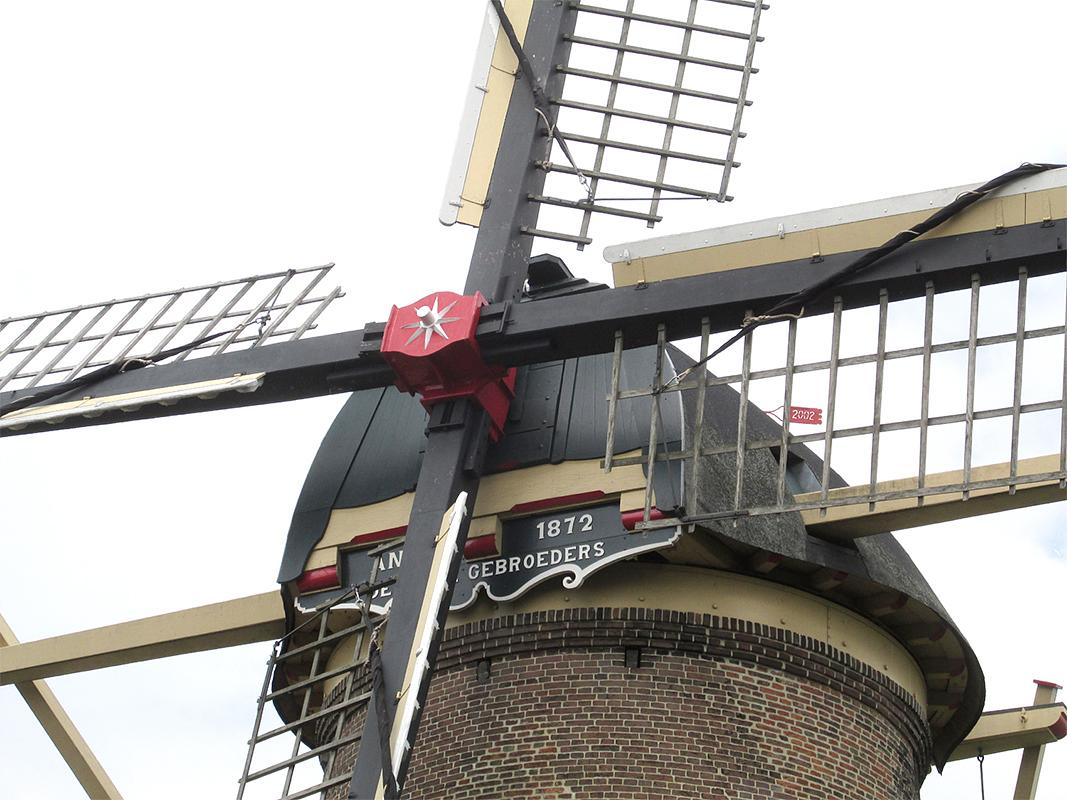 5, Molen 01181 De Twee Gebroeders (Wijk en Aalburg), Piet Glasbergen (14-6-2015) | Database Nederlandse molens