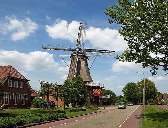 4, Molen 02680 Borgelinkmolen (Denekamp), Eddy Blenke (10-5-2009) | Database Nederlandse molens