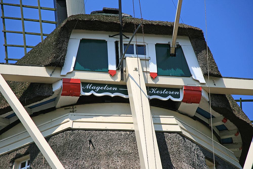 7, Molen 10002 De Zwaluw (Kesteren), Ton Koorevaar (25-7-2012). | Database Nederlandse molens
