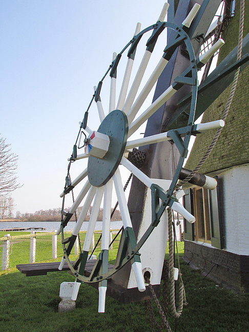 8, Molen 05152 Veendermolen (Roelofarendsveen), Piet Glasbergen (11-3-2014) | Database Nederlandse molens