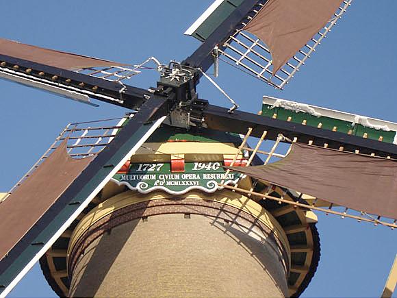 6, Molen 12588 De Distilleerketel (Rotterdam), T. Dreessen (22-12-2007) | Database Nederlandse molens