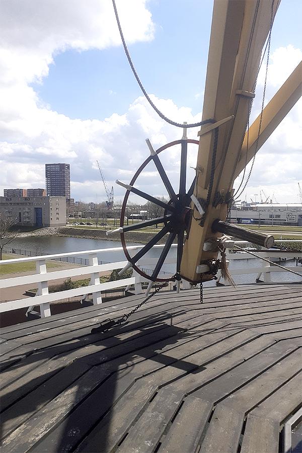 8, Molen 12588 De Distilleerketel (Rotterdam), Tim Grootenboer (12-4-2021) | Database Nederlandse molens