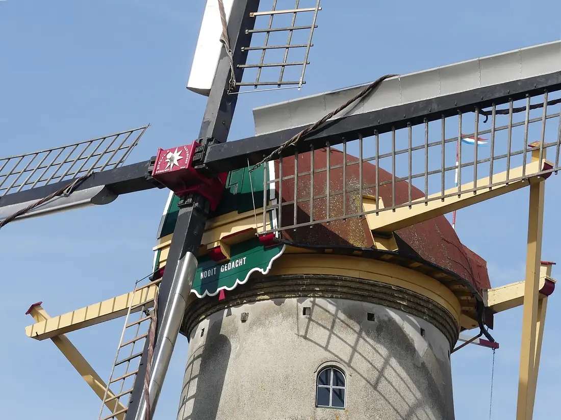 7, Molen 01913 Nooit Gedacht (Spijkenisse), Piet Glasbergen (18-5-2022) | Database Nederlandse molens