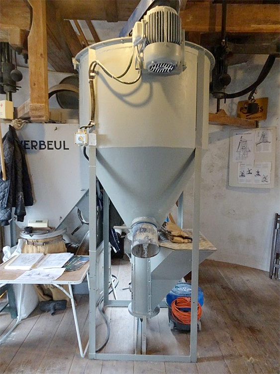 11, Molen 01913 Nooit Gedacht (Spijkenisse), Jorrit de Laat (11-2-2017) | Database Nederlandse molens