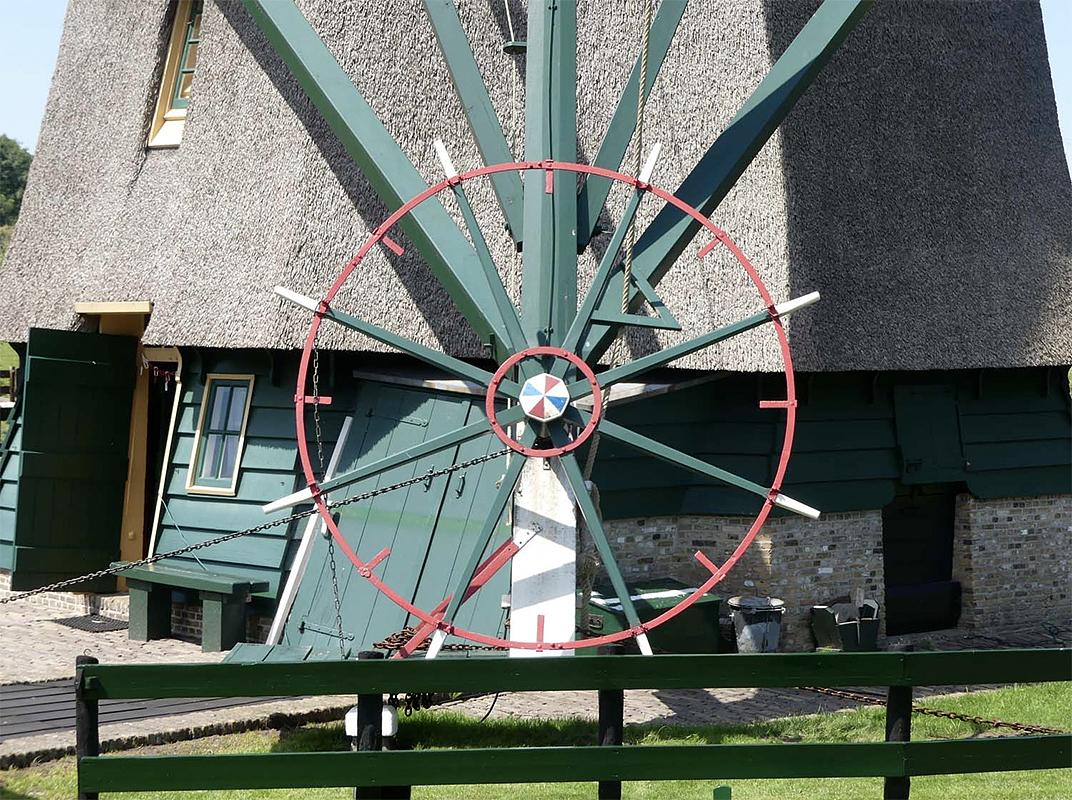 8, Molen 10691 De Vlieger (Voorburg), Piet Glasbergen (13-7-2020) | Database Nederlandse molens