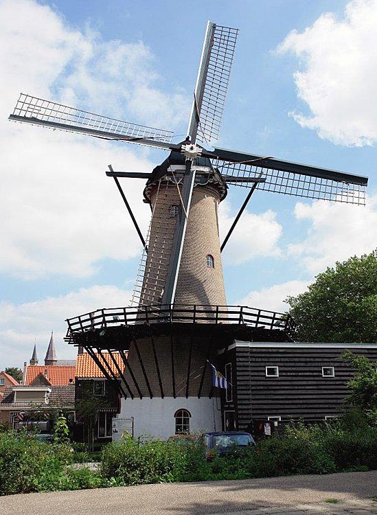 Molen 03528 De Verwachting (Tholen), Frits Kruishaar (11-8-2012). | Database Nederlandse molens