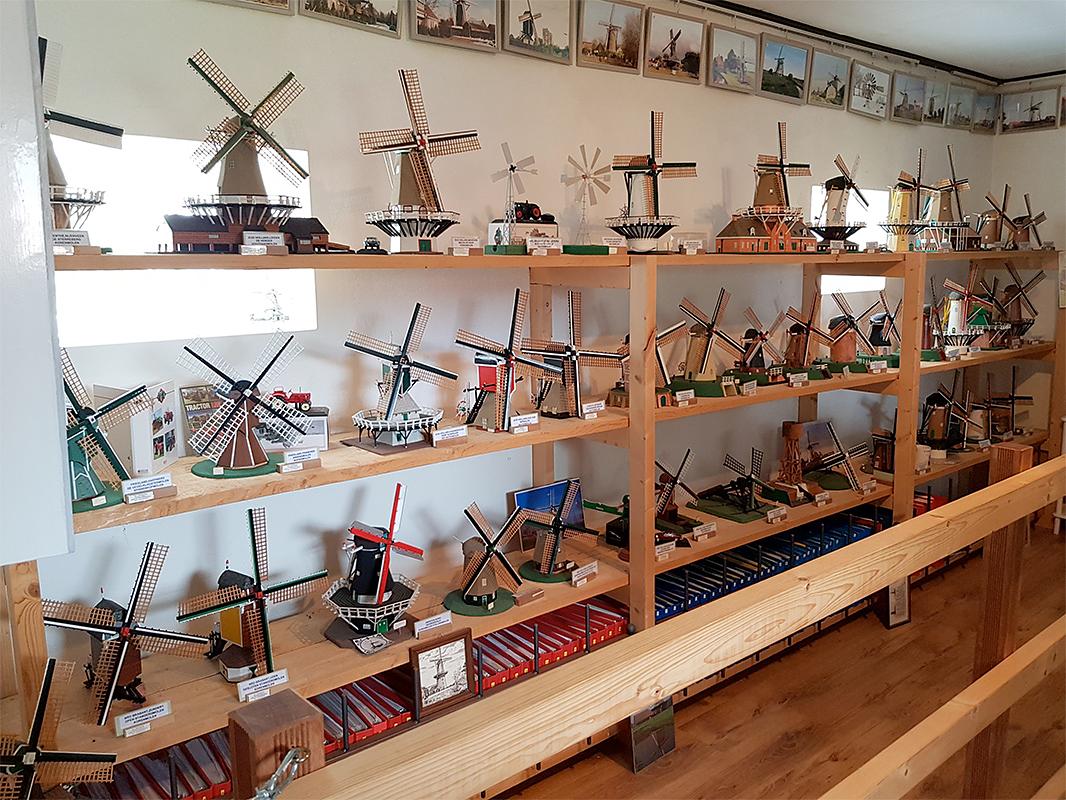 10, Molen 03528 De Verwachting (Tholen), Pieter Zuijkerbuijk (7-6-2019)Molenmuseum van Willem Bastiaanse. | Database Nederlandse molens