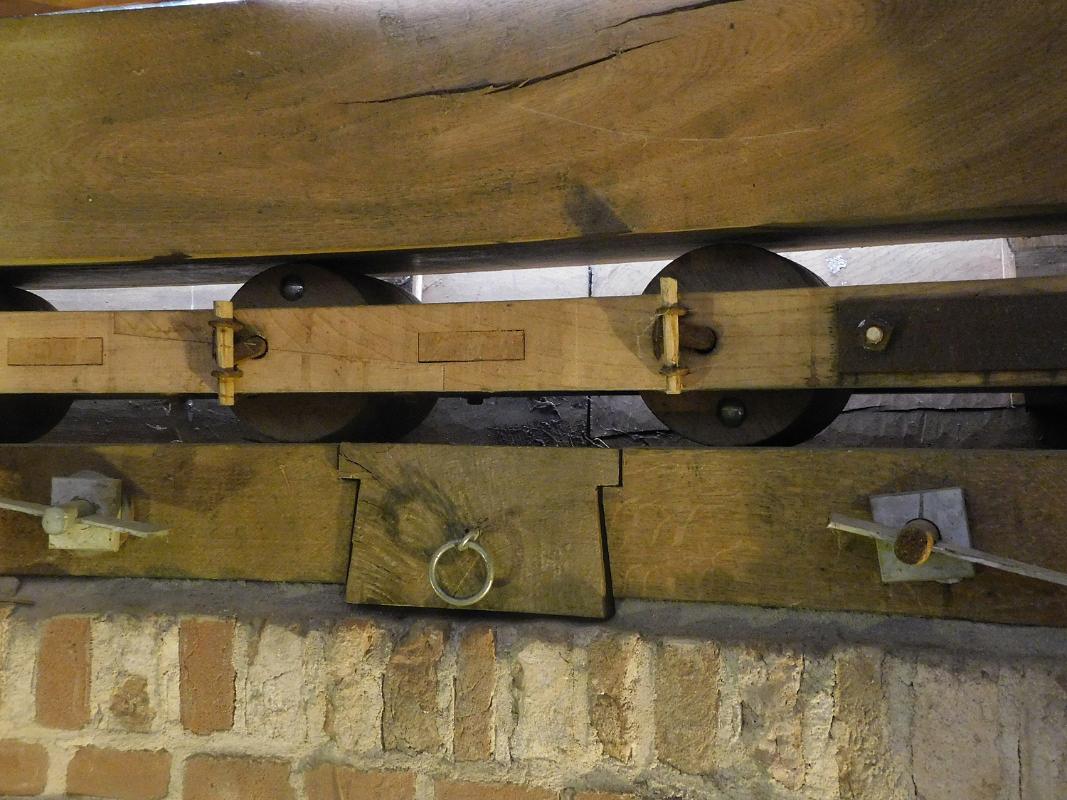 21, Molen 12177 Maallust (Amerongen), Piet Glasbergen (21-7-2018)Rollenkruiwerk met rollensluis | Database Nederlandse molens